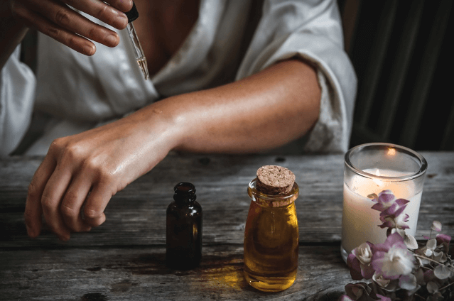 can you use essential oils on tattoos